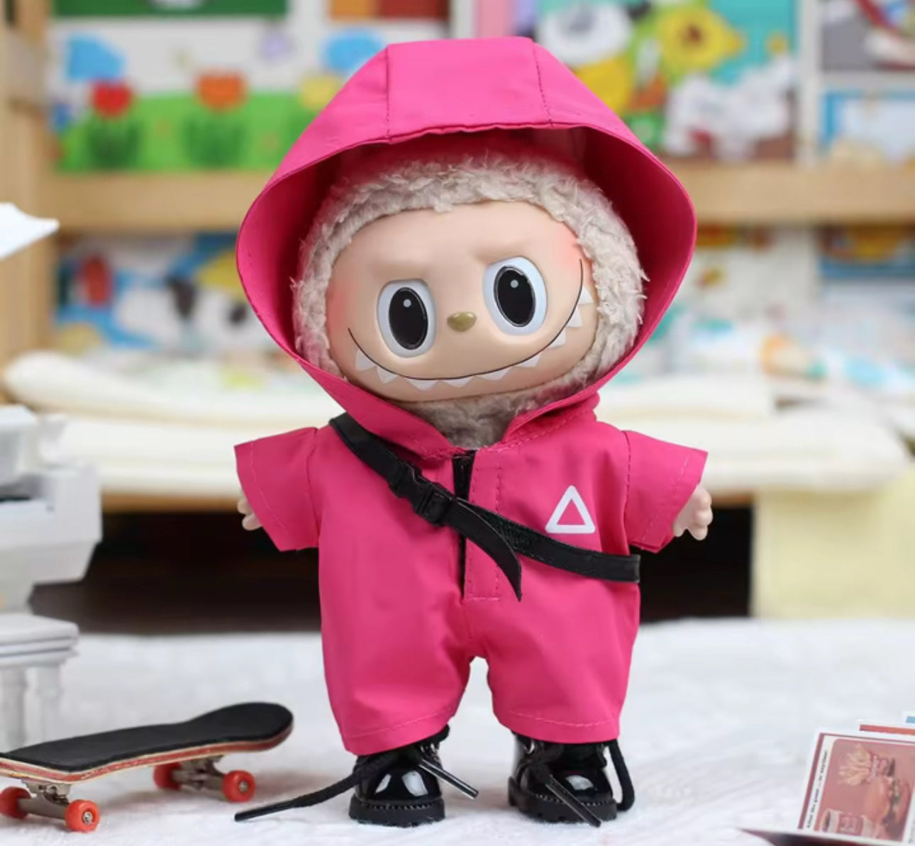 17cm labubu clothing Squid games soldier pink jumpsuit and black boots